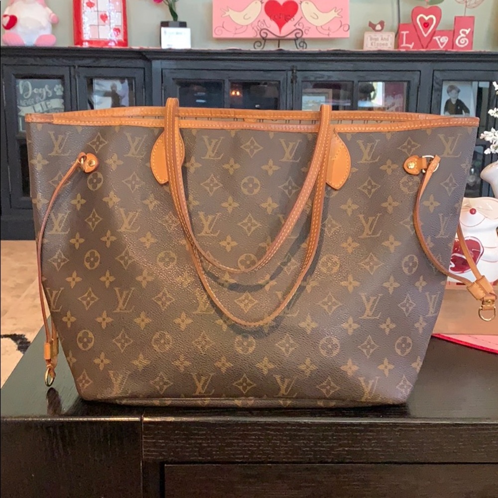 Authentic Louis Vuitton Neverfull